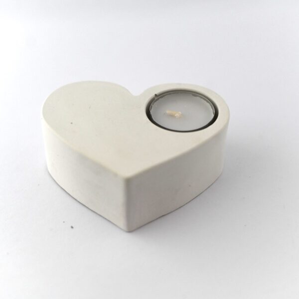 Herinneringen in Gietgips Hart met kaarsje