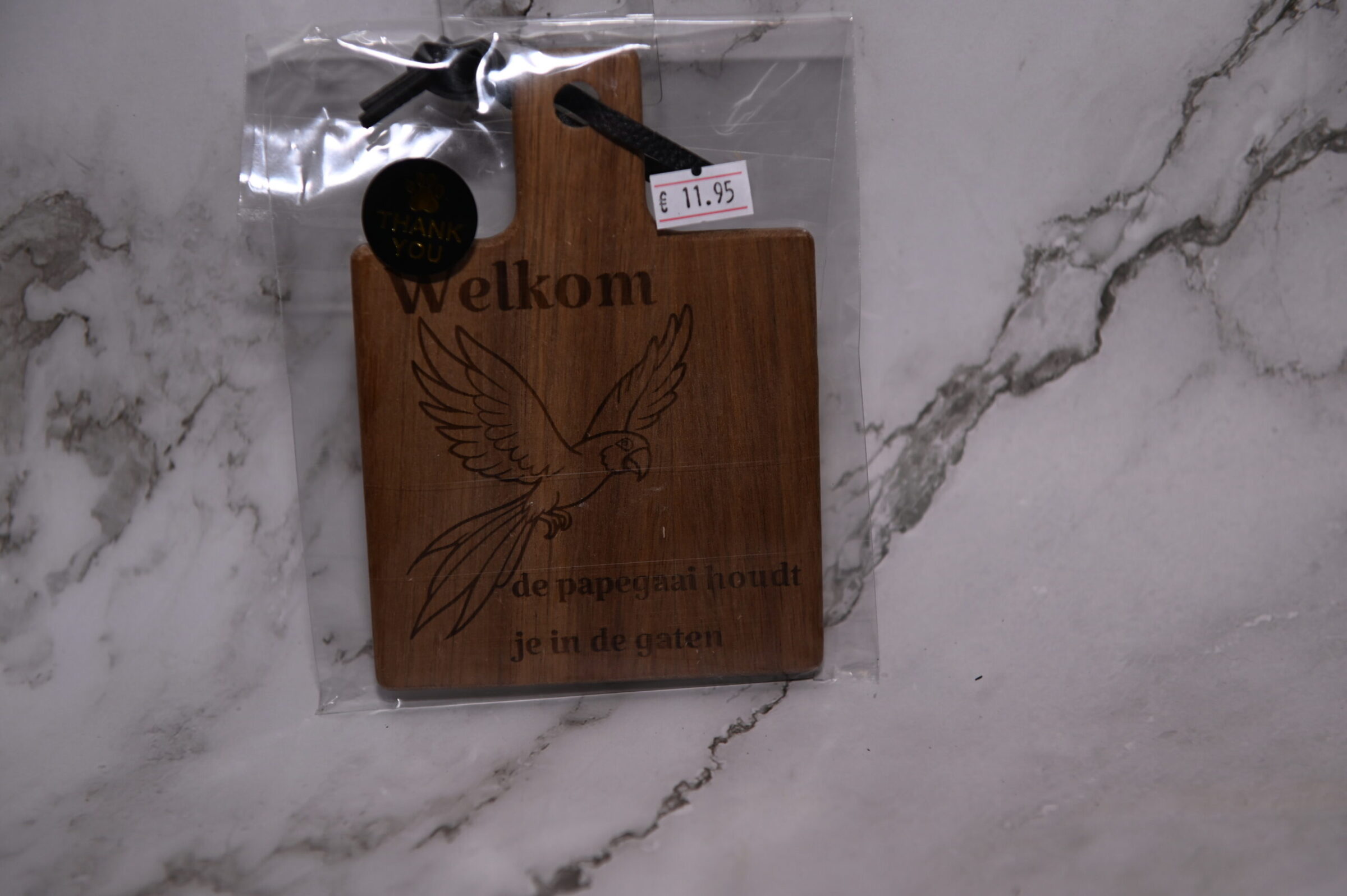 Houten tapasplankje gegraveerd, Papegaai