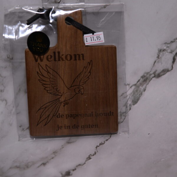 Houten tapasplankje gegraveerd, Papegaai