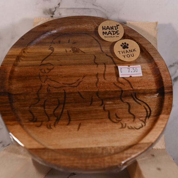 Uniek houten dienblad rond met Cocker Spaniël gravure | Optioneel met 2 amberblokjes & rasp
